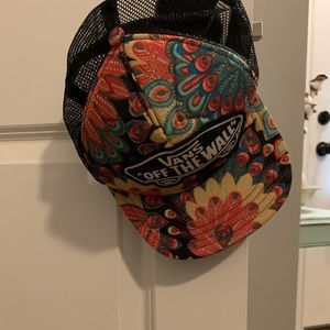Vans trucker hat